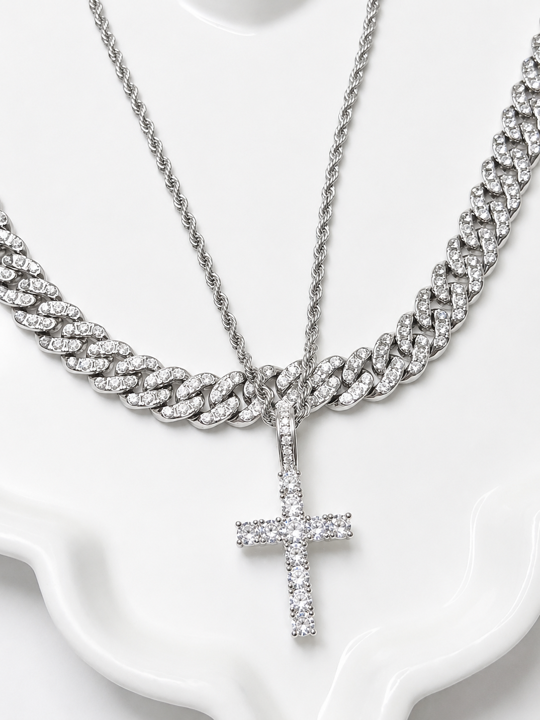 Lumière Royale Cross Layered Chain Set