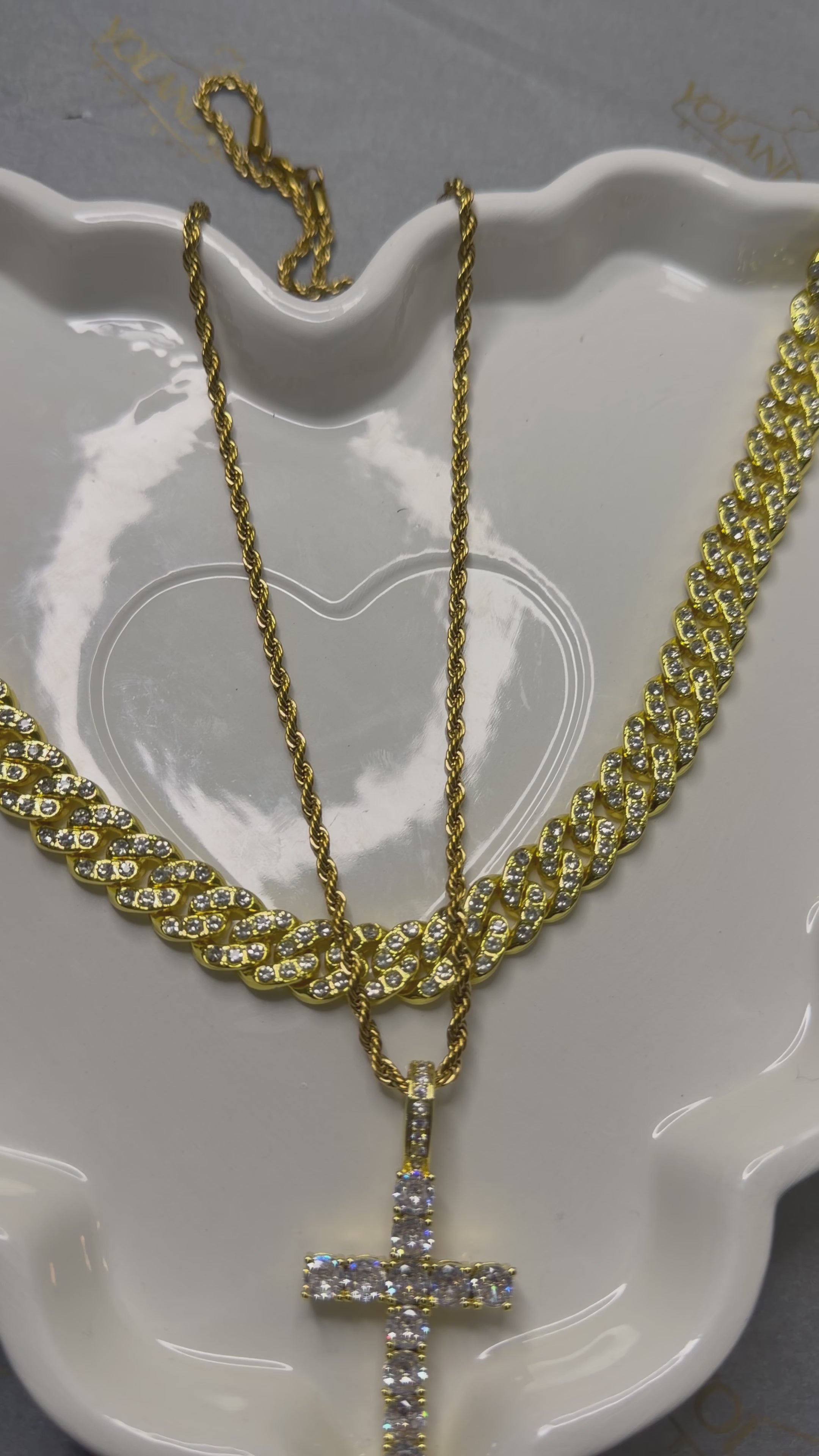 Lumière Royale Cross Layered Chain Set